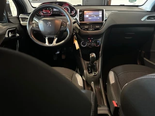Peugeot 208 Peugeot 208 1.2 PURETECH STYLE RIJKLAAR l LMV l NAVI l AIRCO l - afbeelding nr 16