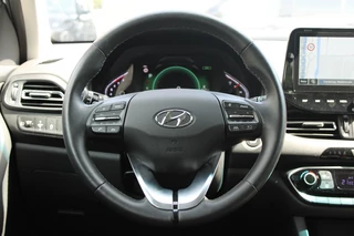 Hyundai i30 Hyundai i30 Wagon 1.0 T-GDI Comf.Smart Aut. Navi/Led/Pdc/Cam/16