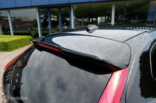 Volvo V40 Volvo V40 MY19 T3 153PK GEARTRONIC DYNAMIC EDITION LUXERY | PANODAK | HARMAN KARDON | CAMERA | KEYLESS - afbeelding nr 38