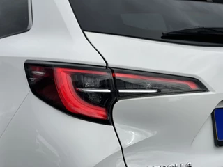 Toyota Corolla Touring Sports Toyota Corolla Touring Sports 2.0 Hybrid GR-Sport | Pano | Trekhaak | CarPlay | ACC | LED | Camera | 18 inch - afbeelding nr 35