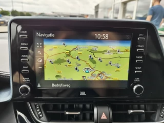 Toyota C-HR Toyota C-HR 1.8 Hybrid Style Luxury | JBL | Vol Leder | Navi | Blind Spot | - afbeelding nr 17