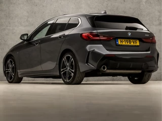 BMW 1 Serie Automaat (PANORAMADAK, M PAKKET, APPLE CARPLAY, GROOT NAVI, STOELVERWARMING, LEDEREN SPORTSTOELEN, CAMERA, GETINT GLAS, M SPORT BESTURING, SFEERVERLICHTING, NIEUWE APK, NIEUWSTAAT) - afbeelding nr 3