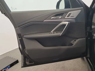 BMW X1 BMW X1 xDrive30e M-Sport Wegklapbare trekhaak, Panoramadak, Harman Kardon - afbeelding nr 17