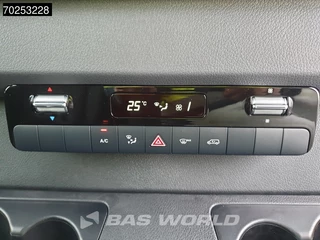 Mercedes-Benz Sprinter Mercedes Sprinter 319 CDI Automaat L2H2 AMG Black Edition LED 18'' MBUX Camera 11m3 Airco Cruise control - afbeelding nr 14