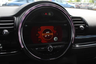 MINI Clubman MINI Clubman Mini 2.0 Cooper S Chili Serious Business / Leder / 19'' / Navigatie / Keyless / Getint glas / Parkeerhulp V+A / Stoelverwarming / DAB / Cruise Control - afbeelding nr 23