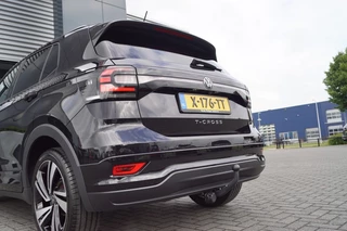 Volkswagen T-Cross Volkswagen T-Cross 1.5 TSI DSG R-Line 150pk / Navi / Camera/ ACC /LED / Trekhaak - afbeelding nr 31