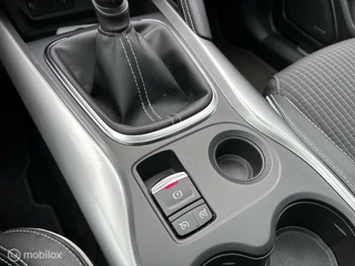 Renault Kadjar Renault Kadjar 1.2 TCe Bose Panoramadak Navigatie Camera Apple Carplay Halfleer - afbeelding nr 16
