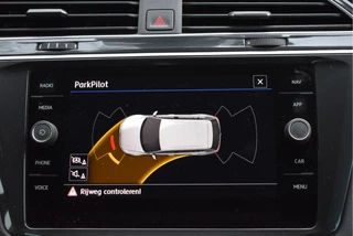 Volkswagen Tiguan | NL-Auto | Afn.trekhaak | Carplay | DAB | Adapt.Cruise Contr | LM-Velgen | NAP - afbeelding nr 20