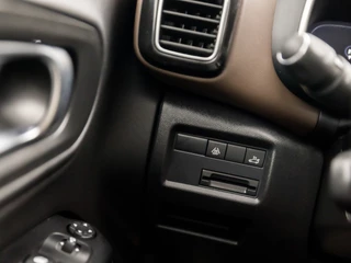 Citroën C5 Aircross Citroën C5 Aircross 1.2 PureTech Sport Deluxe (APPLE CARPLAY, GROOT NAVI, MEMORY SEATS, STOELVERWARMING, ADAPTIVE CRUISE, LEDER, ELEK ACHTERKLEP, KEYLESS, GETINT GLAS, NIEUWE APK, NIEUWSTAAT) - afbeelding nr 26