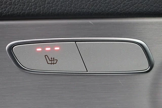 Mercedes-Benz C-Klasse Mercedes-Benz C-klasse 300e AMG Limited | Panoramadak | Stoelverwarming |  360 camera | Matrix LED | Carplay | Trekhaak | Leder/Alcantara | Climate control - afbeelding nr 7