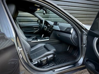 BMW 3 Serie BMW 3 Serie 320i AUT|SPORTLEER|CAMERA|CARPLAY|HiFi - afbeelding nr 18