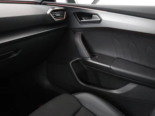 CUPRA Leon Cupra Leon 1.4 e-Hybrid | Carplay | Camera |  Stoel & Stuurverwarming | Adaptive Cruise | Full LED | Navigatie | DAB+ | LMV 18 inch - afbeelding nr 26
