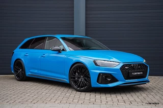 Audi RS4 | Facelift | Keramisch | Massage | Matrix | B&O | Carbon in-& exterieur | RS-sport uitlaat | Turboblau