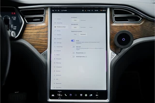 Tesla Model X 22