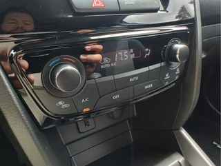 Suzuki Vitara Suzuki Vitara 1.4 BOOSTERJET SELECT SMART HYBRID Navi | Stoelverwarming | Dodehoeksensoren - afbeelding nr 16