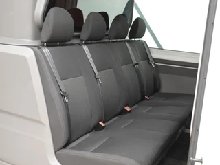 MAN TGE MAN TGE 3.140 2.0 TDI 140pk Dubbele Cabine L3H3 7 persoons Navigatie Apple Carplay/Android Auto Trekhaak Cruise Control Bluetooth Airco Camera - afbeelding nr 3