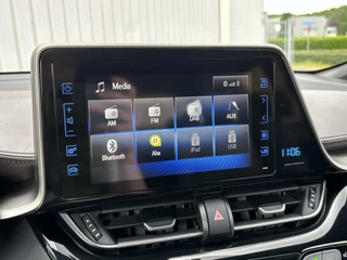 Toyota C-HR Toyota C-HR 1.8 Hybrid Executive | 1e eig. | Leder | Navi | Dodehoek - afbeelding nr 19