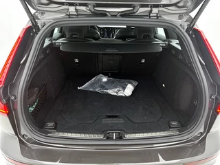 Volvo V60 Volvo V60 2.0 T6 AWD Plus Dark | 360° Camera | Panoramadak | Harman/Kardon - afbeelding nr 13