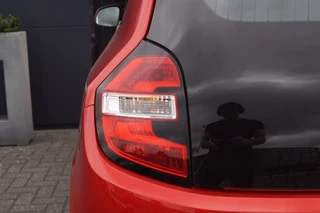 Renault Twingo Renault Twingo 0.9 TCe Dynamique / Navigatiesysteem /Parkeersensoren/Camera - afbeelding nr 12