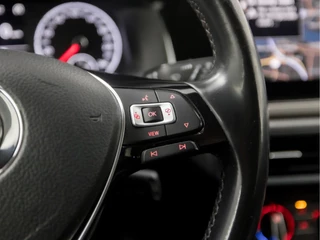 Volkswagen Polo (APPLE CARPLAY, GROOT NAVI, PARKEERSENSOREN, ADAPTIVE CRUISE, GETINT GLAS, SPORTSTOELEN, LM VELGEN, ARMSTEUN, NIEUWE APK, NIEUWSTAAT) - afbeelding nr 20