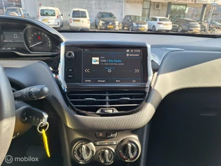 Peugeot 2008 PEUGEOT 2008 1.2 PURETECH BLUE LION AUTOMAAT / Carplay / Navigatie / - afbeelding nr 19