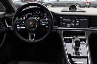 Porsche Panamera Porsche Panamera 4.0 Turbo S E-Hybrid / Panoramadak / 360Camera / Achterasbesturing / Nachtzicht / Softclose / 21'' / Sportuitlaat / Matrix LED / Carbon intr. / Bose / Sportdesign / Volleder / Dodehoek / DAB / ACC - afbeelding nr 9