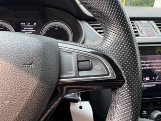Škoda Octavia Škoda Octavia Combi 1.6 TDI Greentech Clever Edition Lichtmetalen velgen/Cruise Control/Parkeersensoren - afbeelding nr 19