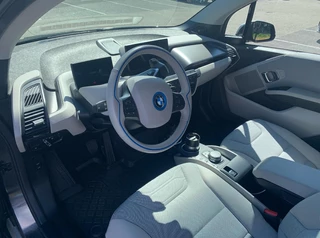 BMW i3 BMW i3 S iPerformance 94Ah 33 kWh / Full option! / Panoramadak / Camera / Keyless / 20'' / Warmtepomp / Harman Kardon / Apple CarPlay / DAB / Getint glas / Stoelverwarming / ACC - afbeelding nr 8