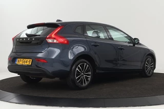 Volvo V40 Volvo V40 2.0 T2 Nordic+ | Stoelverwarming | Full LED |  Camera | Standkachel | Navigatie | Bluetooth | Climate control | Cruise control - afbeelding nr 25