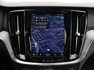 Volvo V60 Volvo V60 T6 PLUG-IN HYBRID PLUS DARK SCHUIFDAK 360GR CAM HARMAN KARDON - afbeelding nr 22
