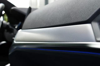BMW 3 Serie BMW 3 Serie 320i M-Sport Business Edition Plus Rijklaarprijs-Garantie Leder Led Camera Navigatie 50 Jahre Edition - afbeelding nr 16