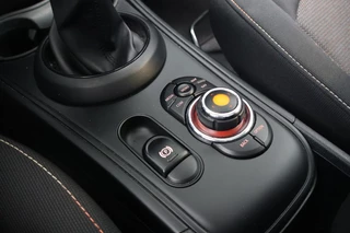 MINI Countryman MINI Countryman Mini 1.5 One Business Edition | Trekhaak | Navigatie | 20
