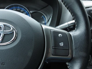 Toyota Yaris Toyota Yaris 1.5 Hybrid Lease | NIEUWE TYPE | NAVIGATIE | ACHTERUITRIJCAMERA | CLIMA-AIRCO | KEYLESS START | - afbeelding nr 18