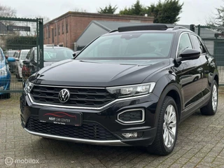 Volkswagen T-Roc Volkswagen T-Roc 1.5 TSI Sport Pano/Keyless/Camera - afbeelding nr 9