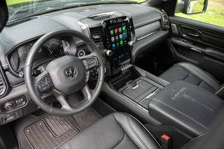 Dodge Ram 1500 Dodge Ram 1500 4X4 5.7 V8 4x4 Crew Cab|LPG|BTW|1ste Eig|Limited Night Edition|Etorque|Pano|Luchtvering|Trekhaak|Full Option - afbeelding nr 5
