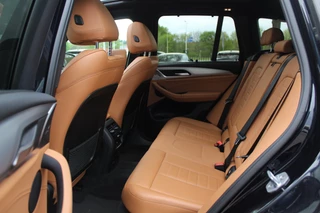 BMW X3 BMW X3 xDrive30i High Exe. M Sport / Trekhaak / Panoramadak / 360Camera / Head-up / Keyless / 20'' / Leder / Navigatie / ACC / Dodehoek / DAB / Stoelverwarming - afbeelding nr 11