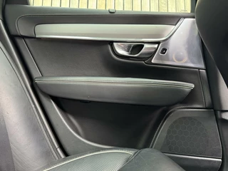 Volvo V90 Volvo V90 2.0 D3 R-Design Automaat | Panoramadak | Volleer | Camera met rondomzicht | Bowers&Wilkins | Adaptieve cruise control | Head-up Display | Apple CarPlay | LED | Parkeersensoren voor en achter - afbeelding nr 47
