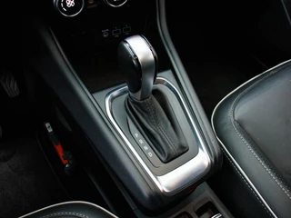 Renault Captur Renault Captur 1.3 TCe Intens | Trekhaak | Stoelverwarming | All-seasons - afbeelding nr 36