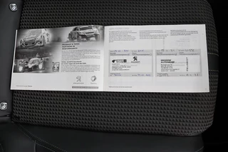 Peugeot 208 Peugeot 208 1.2 PureTech GT-Line*ACC*PANO*CARPLAY*ECC*LED* - afbeelding nr 9