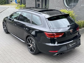 SEAT Leon Seat Leon 2.0 TSI 4DRIVE CUPRA R 300 Carbon Performance Pano - afbeelding nr 7