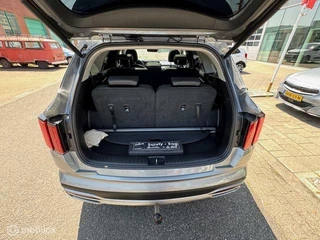 Kia Sorento Kia Sorento 1.6T 267pk PHEV 4WD Automaat ExlusiveLine 7pers.Panorama dak  , Trekhaak afneembaar , 55 km volledig elektrisch rijden , hierna hybride aandrijving  ,  Stoel & Stuur Verwarming, Autonoom parkeren , 3600o camera , Keyless - afbeelding nr 33
