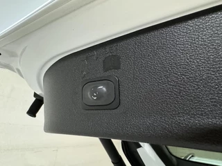 Ford Kuga Ford Kuga 1.5 EcoBoost ST Line Winterpakket Navi Cruise Trekh. - afbeelding nr 44
