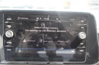 Volkswagen T-Roc Volkswagen T-Roc 1.5 TSI R-Line DSG Black Style Virtual/Navi/18