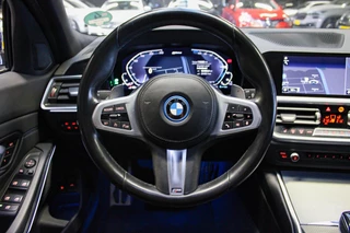 BMW 3 Serie BMW 3-serie Touring 330e M-Sport | Pano | Trekhaak | 360 camera - afbeelding nr 21