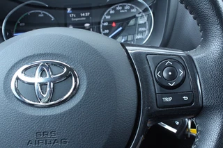 Toyota Yaris Toyota Yaris 1.5 Hybrid Y20 LUXE UITV. 2eEIG! NAV CAMRA STOELVW ECC '19 - afbeelding nr 15