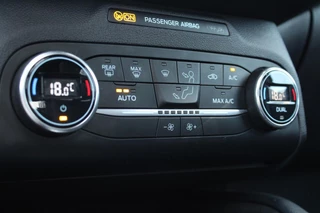 Ford Kuga Ford Kuga 2.5 PHEV ST-Line X |  Trekhaak | Panoramadak | elektrische achterklep | Adaprive Cruise control | dodehoeksensoren | camera | head up display | adaptive LED - afbeelding nr 32
