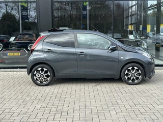 Toyota Aygo Toyota Aygo 1.0 VVT-i x-joy cabrio | Apple carplay | Camera - afbeelding nr 27