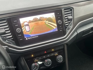 Volkswagen T-Roc Volkswagen T-Roc 1.0 TSI 116PK Style Business ACHTERUITRIJ CAMERA STOELVERWARMING CARPLAY NAVIGATIE AFNEEMBARE TREKHAAK!! - afbeelding nr 14