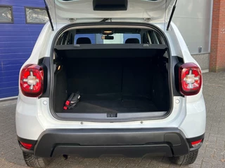 Dacia Duster Dacia Duster 1.0 TCe Essential l Airco l Dealer onderhouden - afbeelding nr 15