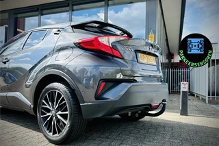 Toyota C-HR Toyota C-HR 1.2 Executive / CAMERA / TREKHAAK / CLIMA - afbeelding nr 9